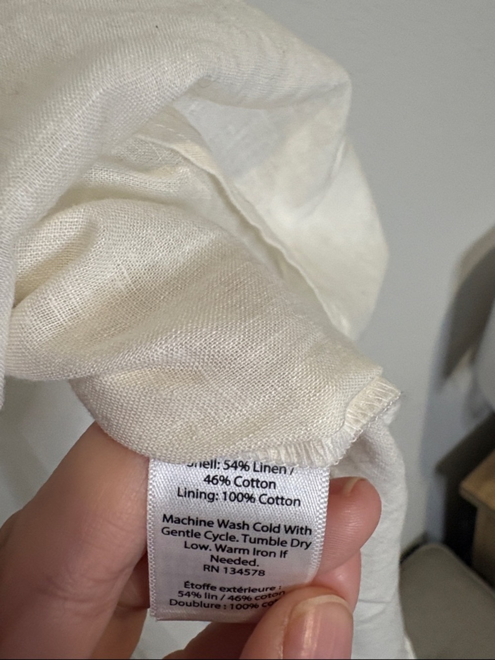 Vineyard Vines White Split V-Neck Cap Sleeve Tuni… - image 3